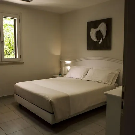 Laura - Antico Borgo Di Sicilia Hotel 4*