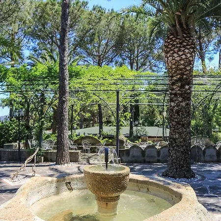 Laura - Antico Borgo Di Sicilia Hotel Milici