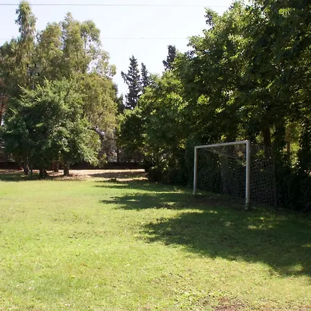Laura - Antico Borgo Di Sicilia Milici