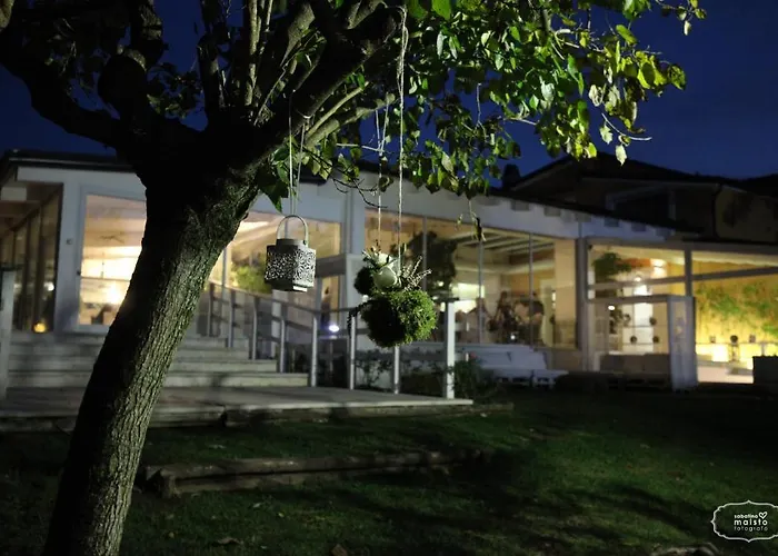Laura - Antico Borgo Di Sicilia 4* Milici