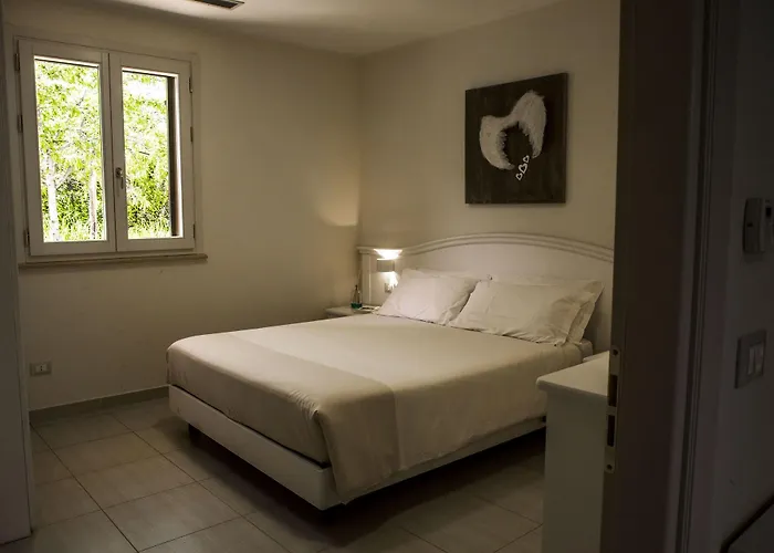 Laura - Antico Borgo Di Sicilia Hotel 4*