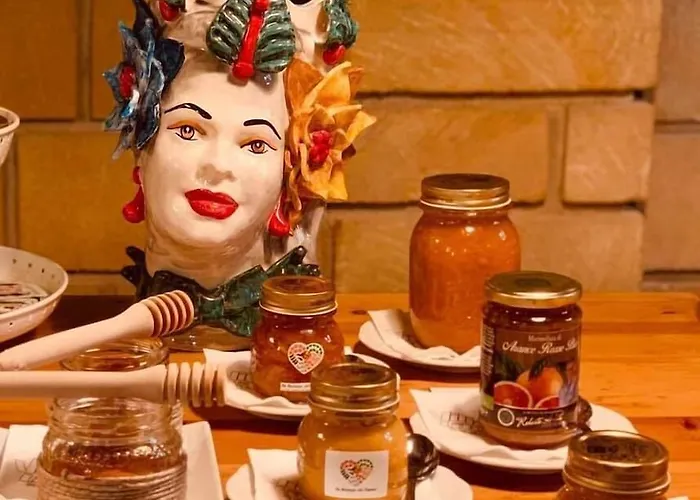 Laura - Antico Borgo Di Sicilia