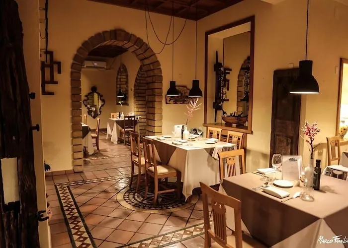 Laura - Antico Borgo Di Sicilia Hotel Milici