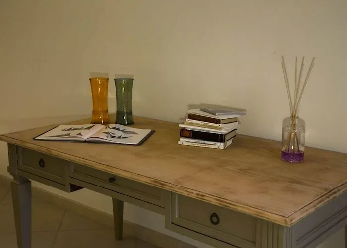 Laura - Antico Borgo Di Sicilia