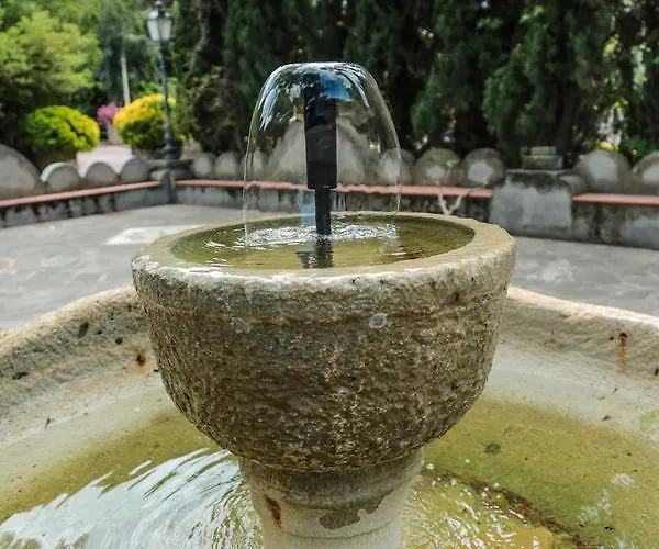 Laura - Antico Borgo Di Sicilia 4* Milici
