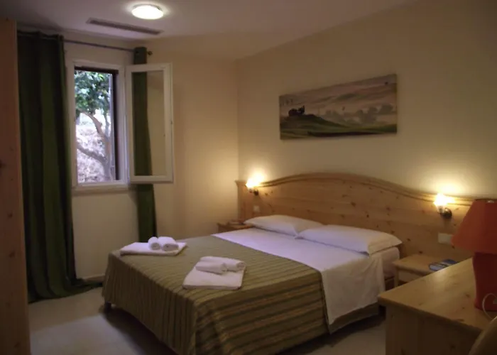 Hotel Laura - Antico Borgo Di Sicilia Milici