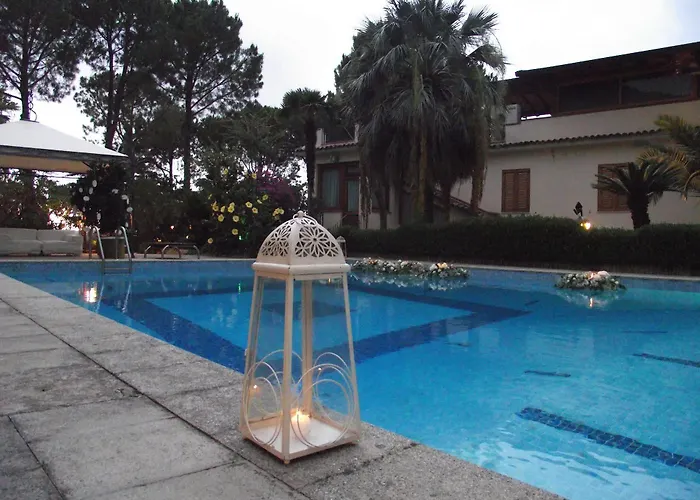 Laura - Antico Borgo Di Sicilia