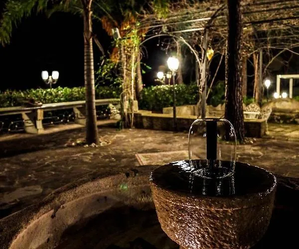 Laura - Antico Borgo Di Sicilia Hotel 4*