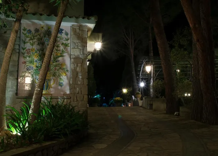 Laura - Antico Borgo Di Sicilia